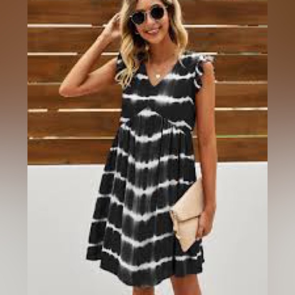 SHEIN Black and White Striped Garment